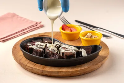 Vişneli Brownie